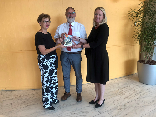 Jaarverslag Bibliotheek voor wethouder Aalbers