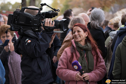 Veel belangstelling bij uitleg archeoloog Peter Wemerman in Vaassen