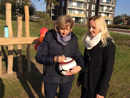 Duurzaam trapveldje in woonwijk Klaarbeek geopend