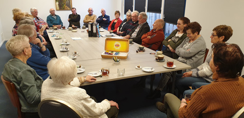 Buurtkoffie in steunpunt de Hezebrink