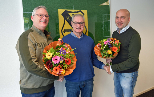Intermediair Uitzendbureau en van Erkelens Accountants sponsoren JO15 & JO17 jeugd c.s.v Vios Vaassen.