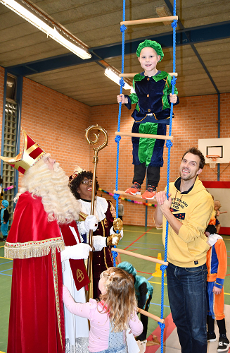 Sinterklaas op bezoek bij Vios