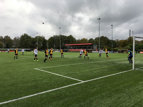Inzet, strijdlust en mooi voetbal levert KCVO eerste 3 winstpunten op