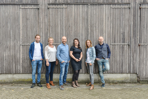 MessAgedienst met gospelband Seven in Vaassen