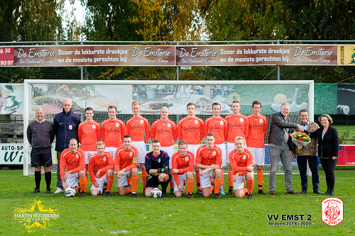 V.v. Emst 2 bedankt ‘Bar | Restaurant | Lounge | De Emsterie’ voor shirtsponsoring