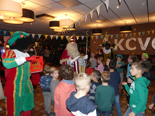 Sinterklaas bezoekt KCVO