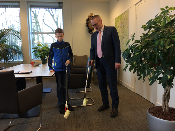 Tienjarige Jelte uit Epe wordt ambassadeur zwerfafval