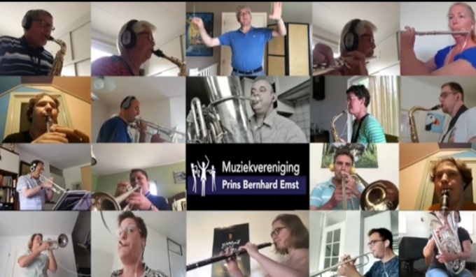 Leden muziekvereniging Prins Bernhard uit Emst hebben online gemusiceerd