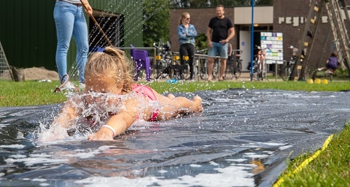 Eerste kampioenschap buikschuiven