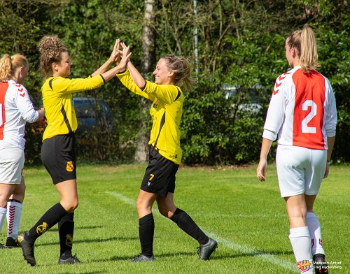 VIOS Dames 1 en 2 tegen de dames uit Oene