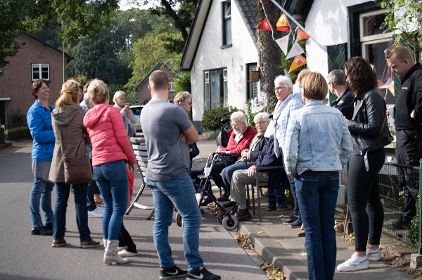 Burendag aan de stationsstraat in Vaassen een succes.