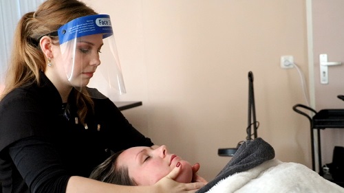 Schoonheidssalon Zenzi uit Vaassen