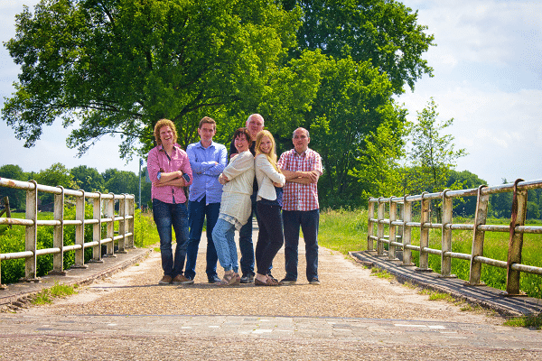 MessAgedienst met Living Letters in Dorpskerk Vaassen