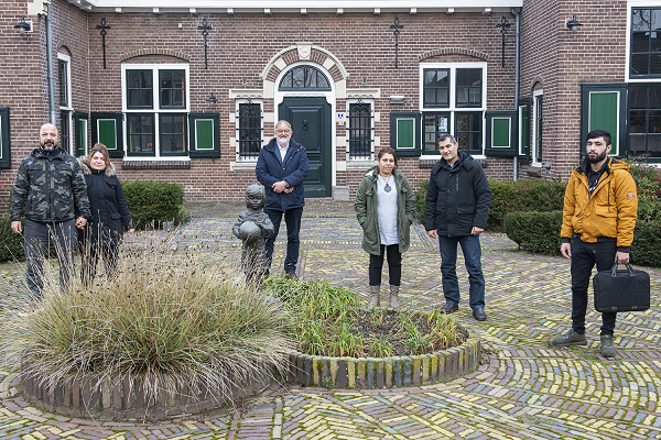 Tien nieuwe Epenaren ondertekenen participatieverklaring