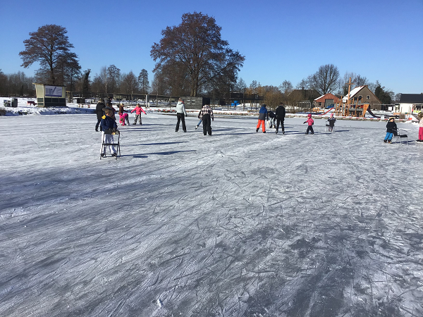 De Scheve Schaats Emst