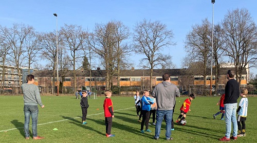 ‘Corrrrrrona Reporrrrrt’ – Rondje langs de velden (Deel 2)