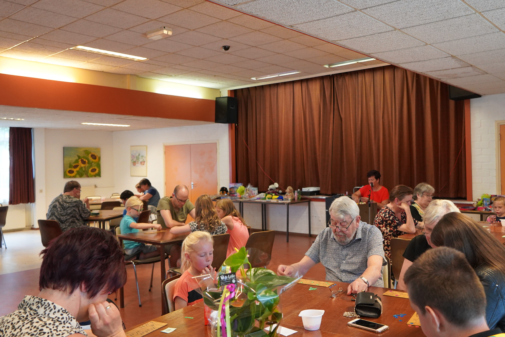 Coronaproof familiebingo bij speeltuinvereniging De Kouwenaar