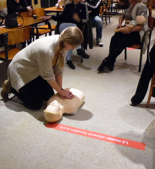 AED-cursus bij SV Vaassen