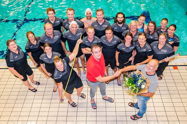 Bouwbedrijf Van Laar nieuwe sponsor van ZVV Waterpolo