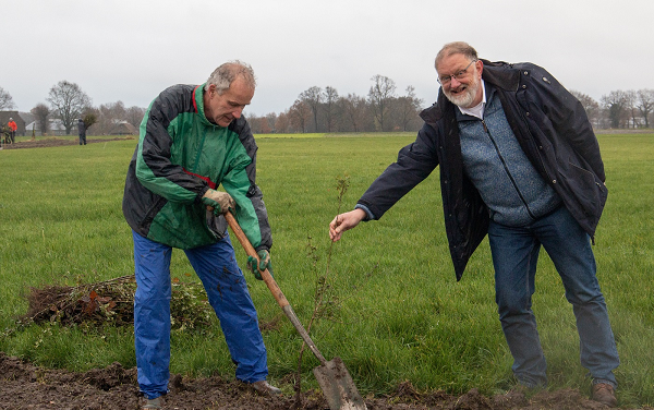 2000 bomen en struiken geplant op landgoed Wiltensacker