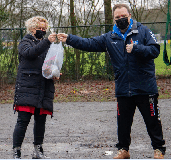 Oliebollen actie  bij SV Vaassen