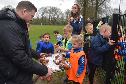 Oliebollentoernooi SV Vaassen groot succes