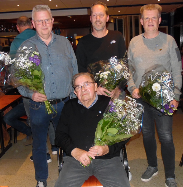 Tien jubilarissen  bij SV Vaassen