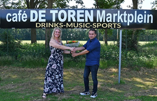 Mooie samenwerking Vaassense Zomerfeesten en Café de Toren