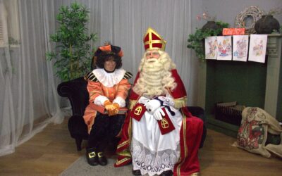 In gesprek met Sinterklaas en Piet