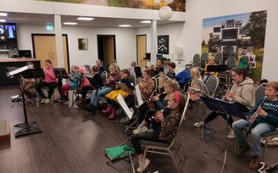 Samenwervingsconcert Prins Bernhard Emst en Harmonie Epe