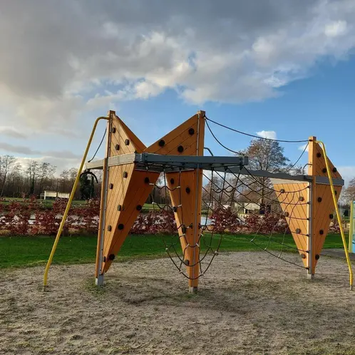 Speeltoestellen ’t Smallert nu op Marktplaats te vinden