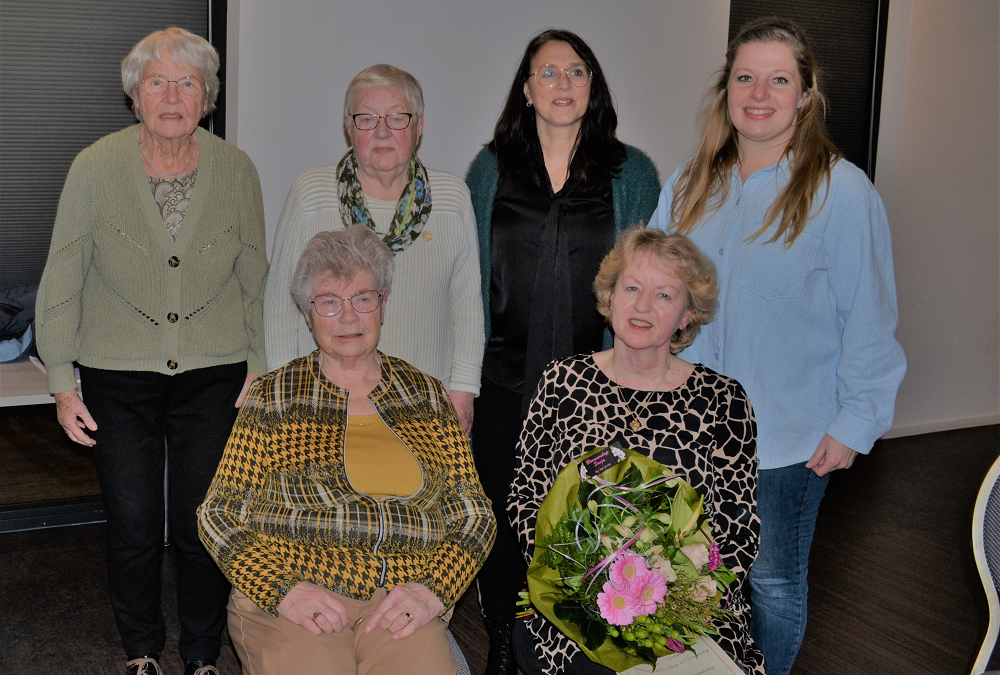 Huldiging jubilaris 60 jaar lidmaatschap Zangvereniging Zang en Vriendschap