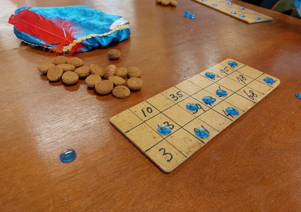 Sinterklaasfamiliebingo bij de Kouwenaar.