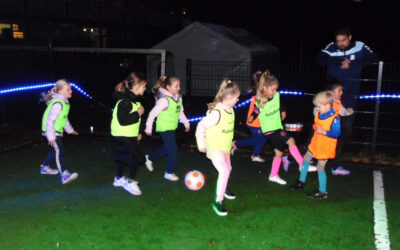 Glow in the Dark voetbal  SV Vaassen groot succes