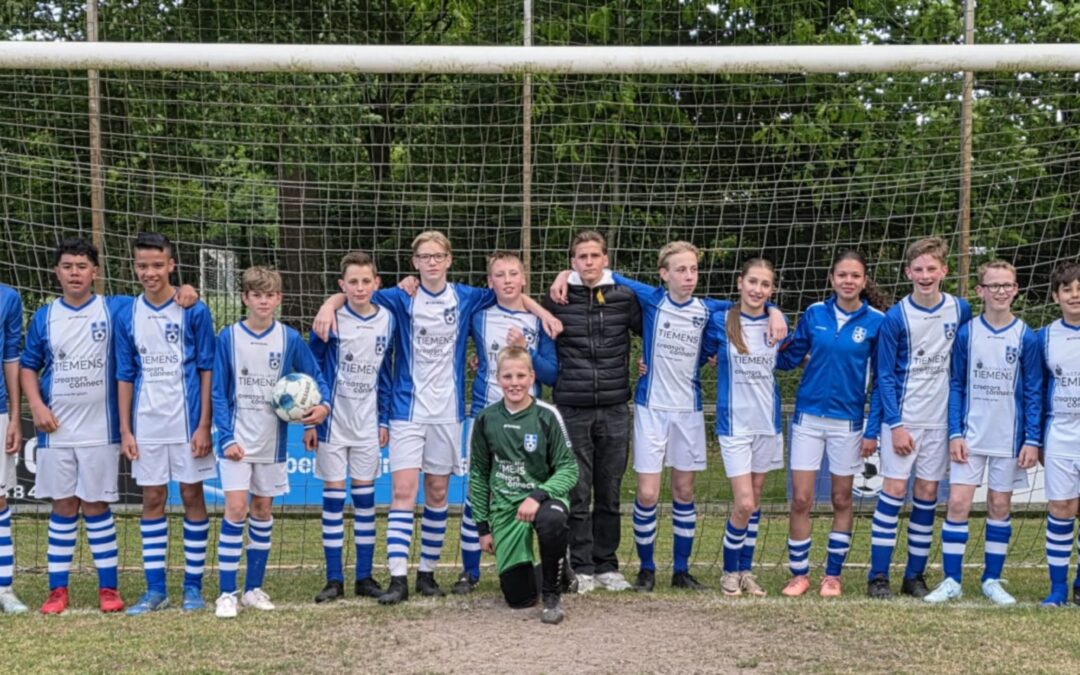 SV Vaassen J O14  voorjaarskampioen