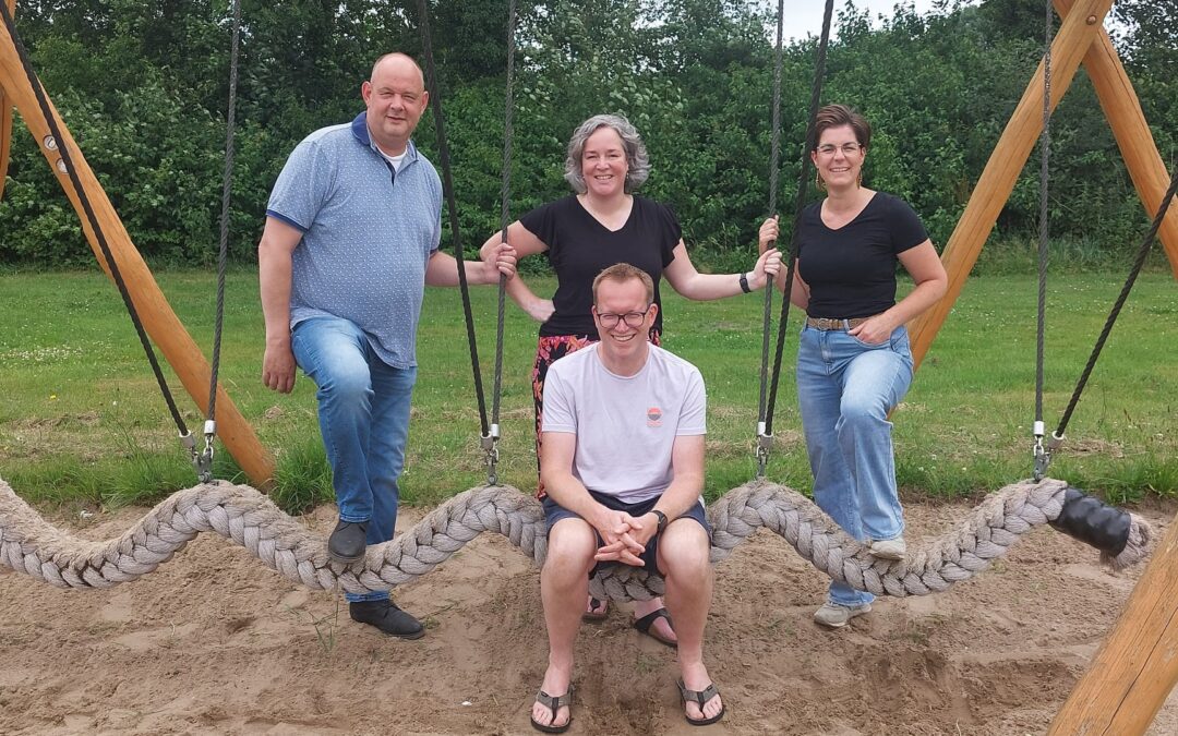 Even voorstellen: de nieuwe gezichten van ‘Achterin de Platenkast’ Vaassen