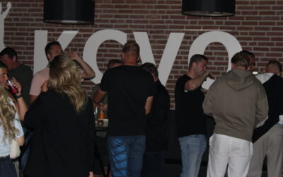 Meezingen en herinneringen bij KCVO’s Zomerfestijn
