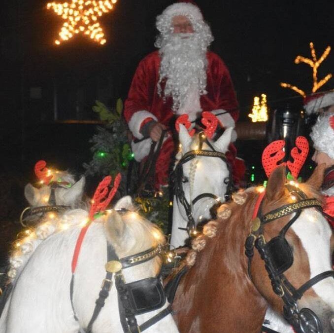 Gezellig feest voor iedereen met de Kerstman!