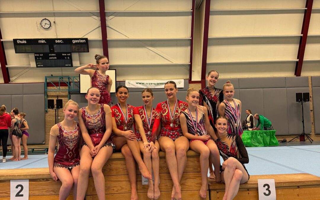 Sportacrobatiek Vaassen laat sterke prestaties zien in Warnsveld