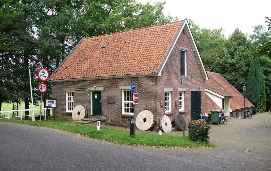 Op donderdagavond 19 maart 2026 organiseert de SCV weer  haar jaarlijkse praatavond.