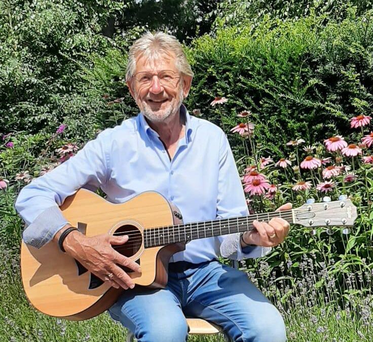 Zondag 15 maart treden vrouwenkoor Hoge Nood/t en Tinus van Huffelen op in Kulturhus EGW.