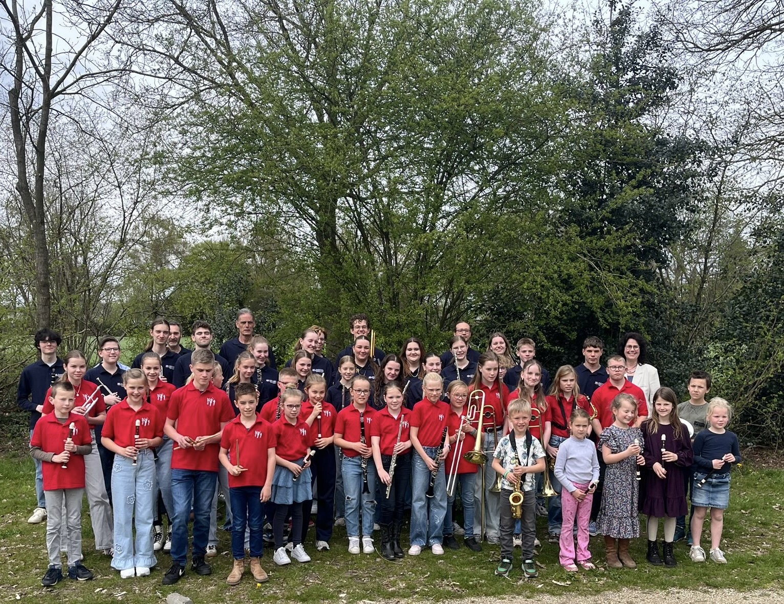 842a2a9b-125d-404c-ad74-e98a77830f7b