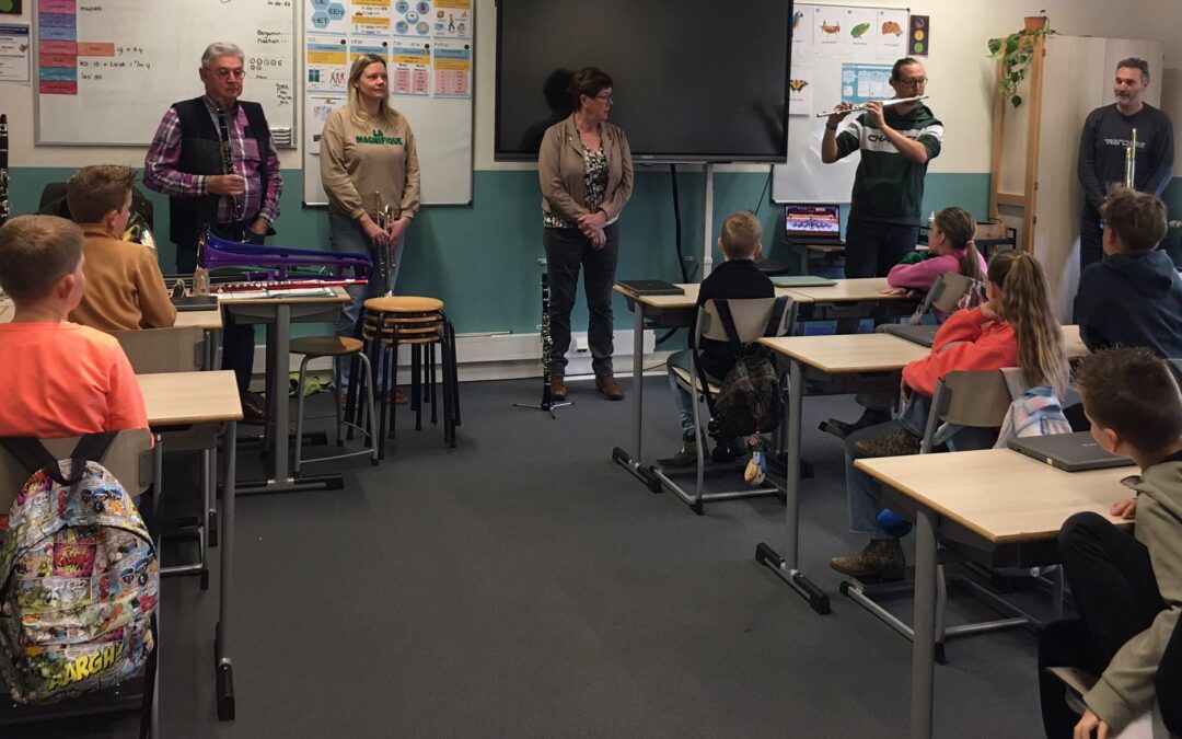 Kom instrumenten uitproberen bij muziekvereniging Prins Bernhard