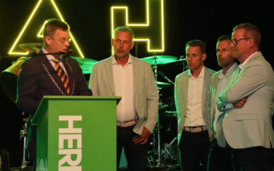Herms BV Epe ontvangt bronzen gemeentepenning tijdens Open dag!
